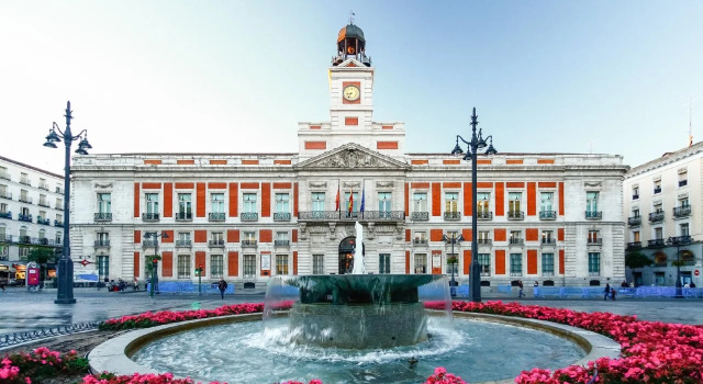 Pensión Rodríguez, Забронировать Отель Мадрид Провинция Мадрид, рядом с Церковь Св. Терезы и Св. Иосифа