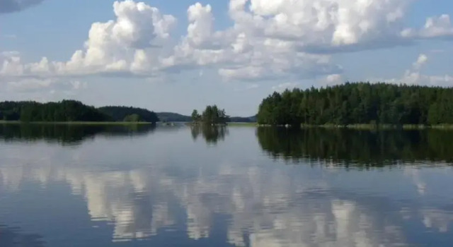 Suvisaari Cottage, Buchen Sie Ferienhaus Hotels in Ostfinnland mit Parkplatz, Parkplätze