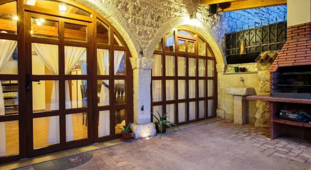 Коттедж Cozy Holiday Home With Heated Pool, Near Lim Bay and the Beach