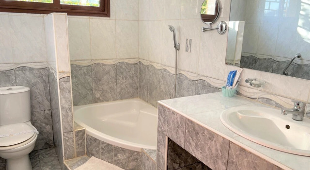 Люкс Classic Victory Hotel & Restaurant Tulear