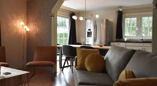 Modern Holiday Home in Kaatsheuvel with Hot Tub, Забронировать Отель Отели Катсхёвел 3 звезды, 3*