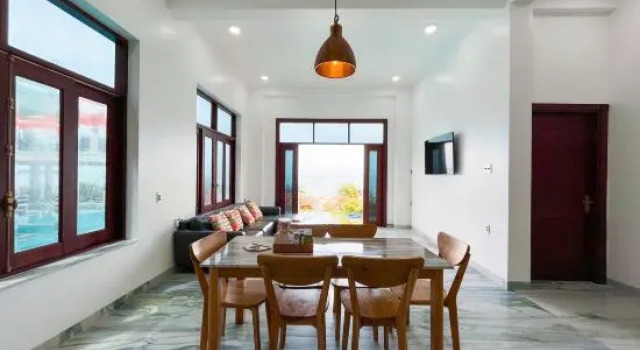 Вилла с 4 комнатами рядом с пляжем Bay View Resort & Villas Mũi Né