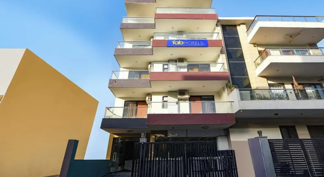 Fabhotel Kesari Stayz