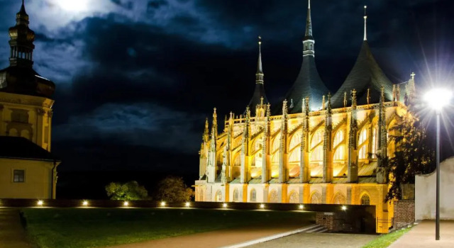 Penzion U Babky Bylinkarky, Rezerwuj Hotel Hotele w Central Bohemia z parkingiem, Parking