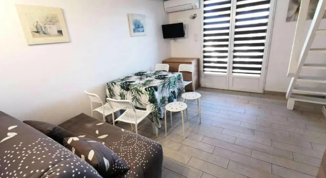 Résidence GRANDE BLEUE - Maisons & Villas pour 6 Personnes 274, Забронировать Отель Пор-Лёкат Корбьер