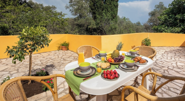 Вилла Charming Villa in a traditional village, 3 km from the beach of Agios Gordios