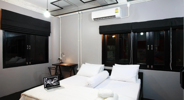 Meroom Hotel