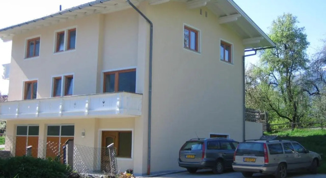 Апартаменты с 3 комнатами Ferienhaus Stoanerhof
