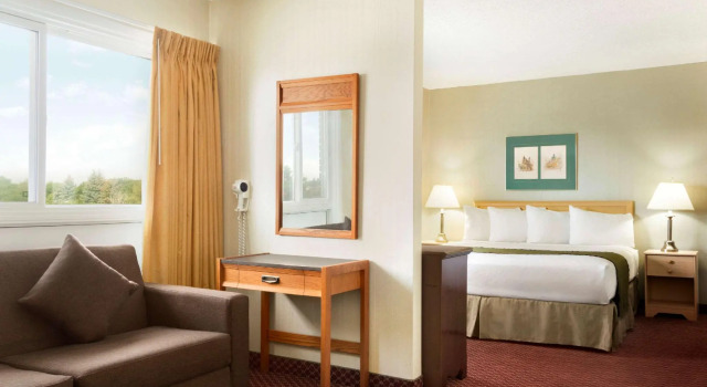 Номер Business Travelodge by Wyndham Lethbridge