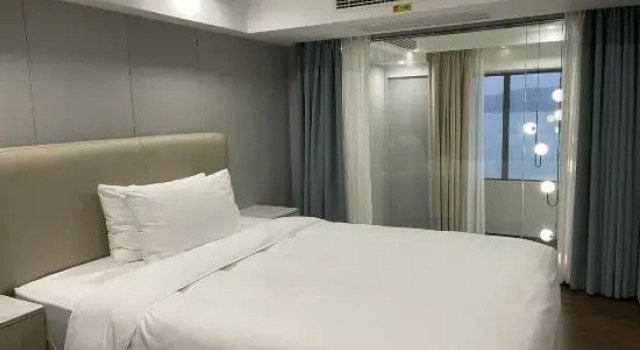 Люкс Comfort с красивым видом из окна Xiaocheng International Apartment Hotel