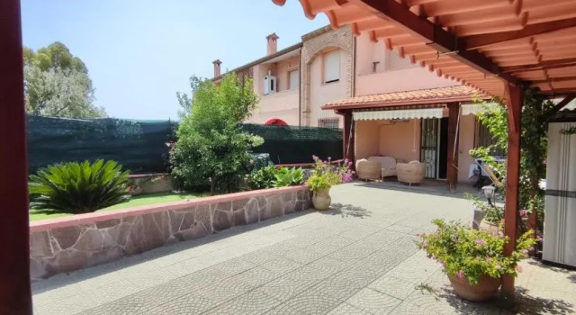 Коттедж с 3 комнатами Case Vacanza Aiosardegna