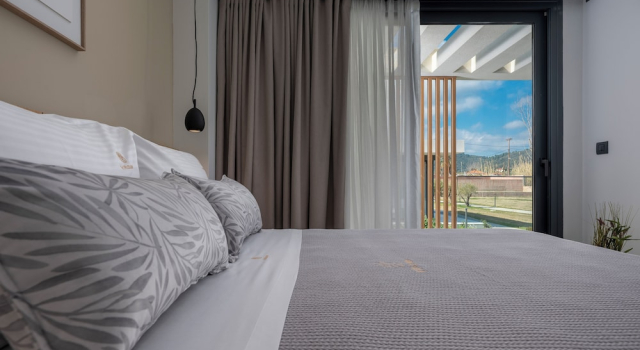 Viridian Exclusive Villas, Забронировать Вилла Отели Сарти с бассейном, рядом с Пляж Сиело, Бассейн
