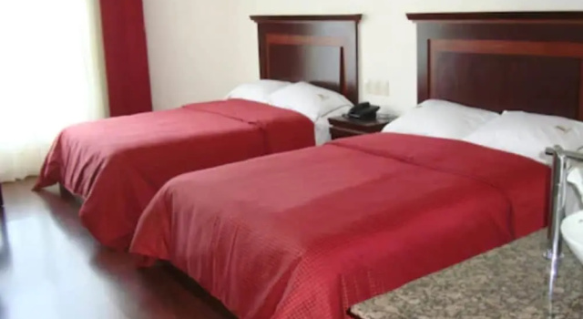 Четырёхместный номер Standard HOTEL MADEIRA