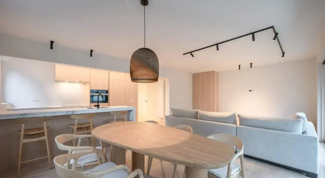 Stylish Apartment in Knokke - Balcony City View Pet-friendly