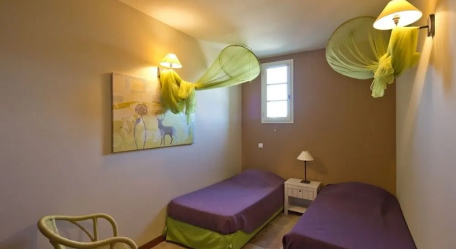 Le Blazos, Rezervovat Hotel Hotely v Luberon s parkováním, Parkování