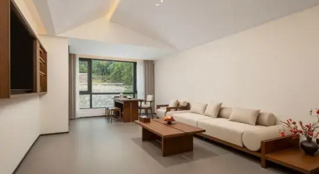Семейный люкс с 2 комнатами Jiuheyueyuan Wenquan Forest Resort Hotel