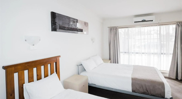Hurley's Bar & Bistro, Book Hotel Hoteller i Kyabram med parkering, Parkering