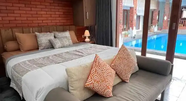 Eesa Villa Jogja with Private Pool, Book Villa Sleman Yogyakarta Province