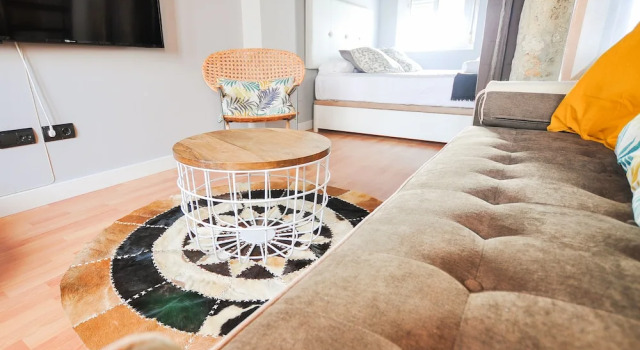 Sitito Loft Álvarez, Забронировать Отель Малага - центр Малага, рядом с Музей Кармен Тиссен