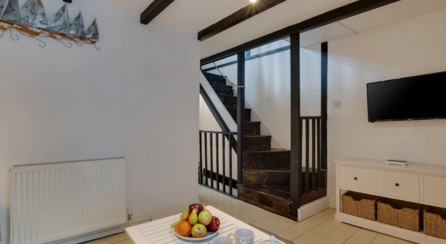 Holiday Home Chapel Cottage, Varaa Lomakoti Mökit kohteessa Merseyside, Mökki