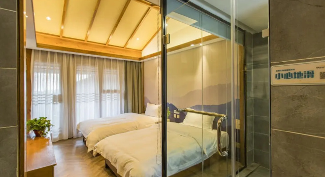 Двухместный номер Standard Lijang First Bay Hotel