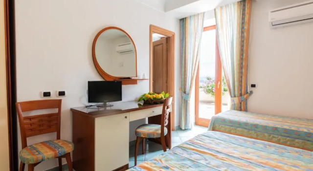 Четырёхместный номер Standard La Capannina - Hotel & Apartments