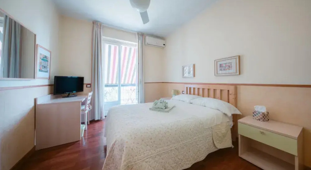 Одноместный номер Standard с балконом и с видом на сад Inn Rome B&B