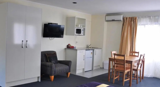Студия Deluxe Royal Park Lodge