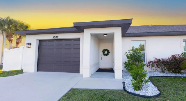 Cape Coral Duplex: Pool, Hot Tub, & Sunrise Views, Забронировать Апартаменты/квартира Апартаменты Кейп-Корал, Апартаменты/квартира