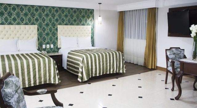 Люкс c 1 комнатой Hotel Casino Plaza