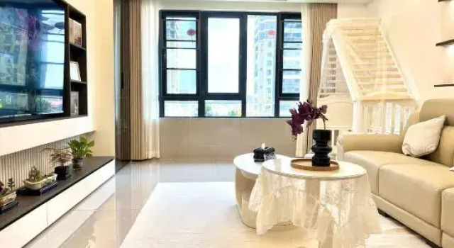 Люкс Deluxe Yuetting Homestay (Two Bedrooms, Two Living Rooms, Two Bathrooms/Family/Party)