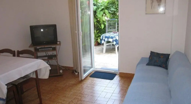Bor - Cosy & Afordable - A1, Varaa Hotelli Hotellit Split-Dalmatia pysäköinnillä, Pysäköinti