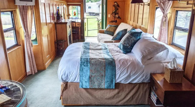 Студия Olympic Railway Inn