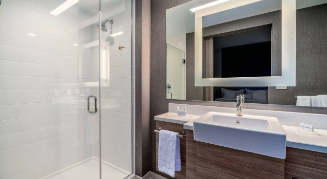 Четырёхместный люкс SpringHill Suites by Marriott Oakland Airport