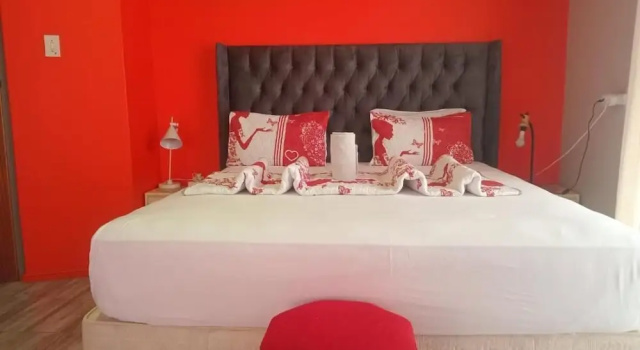 Neo & Ruks Guest Houses