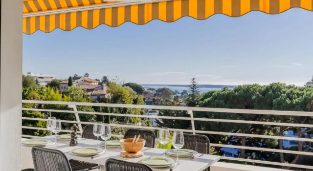 SERRENDY Splendid 3-bedroom apartment within an upscale