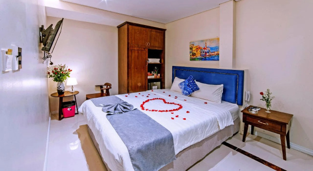 Thu Trang Beachfront Hotel, Забронировать Отель Вунгтау Бариа-Вунгтау, рядом с Christ of Vung Tau