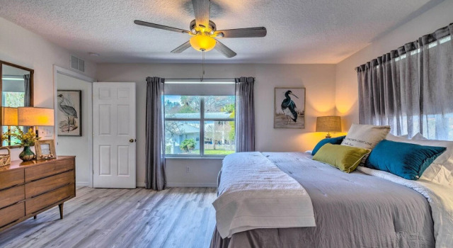 Withlacoochee River House w/ Dock + Kayaks!, Prenota Casa vacanze Ville a Yankeetown, Villa