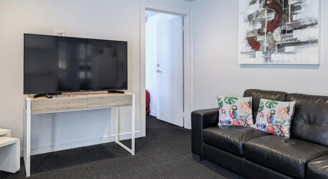 Семейные апартаменты с 2 комнатами Apartments on Chapman