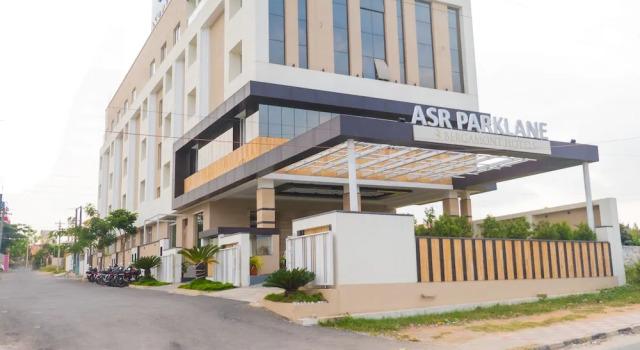 ASR Parklane, A Bergamont Hotel - Hosur, Забронировать Отель Отели Хосур с парковкой, Парковка