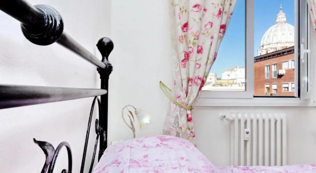 Il Bacio Holidayhouse BEST LOCATION FOR VISIT THE VATICAN, Забронировать Отель Отели Рима с парковкой, рядом с Собор Святого Петра, Парковка