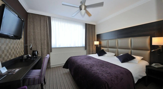 Grandcafé Hotel Terminus, Book Hotel Goes 