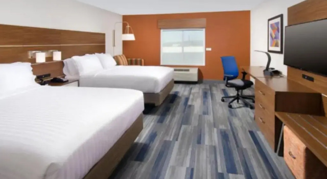 Holiday Inn Express & Suites New Braunfels by IHG, Забронировать Отель Нью-Браунфелс Greater San Antonio