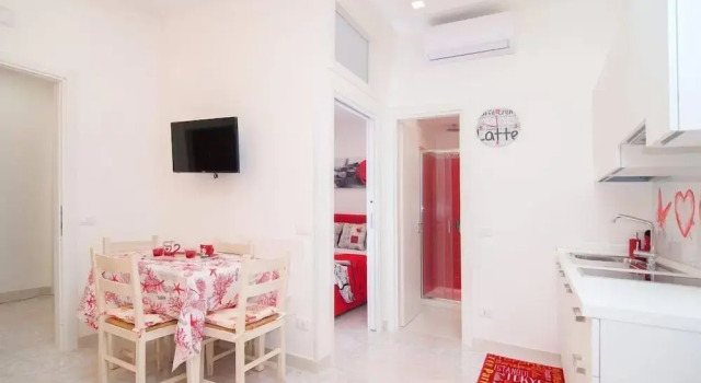 Red Rose Apartment