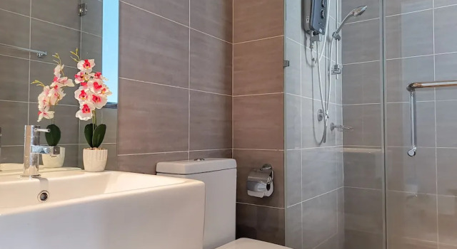 Icon City Service Apartment