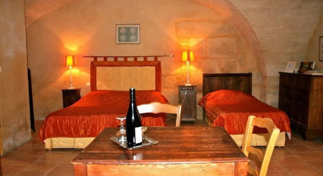 MAS VIC Chambres d'hôtes, Book Hotel Hotels in Castillon-du-Gard with a Pool, Swimming Pool