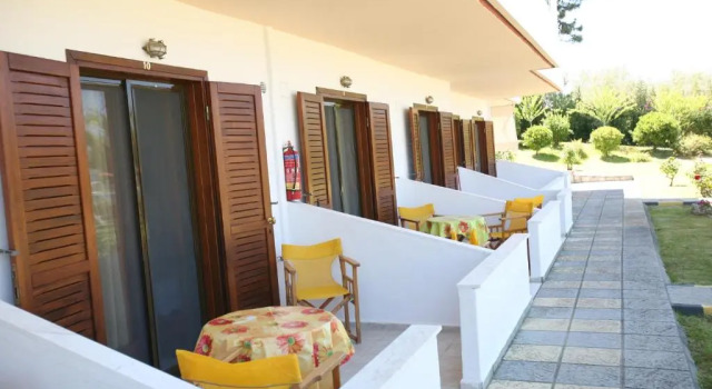 Апартаменты Elena Apartments & Studios