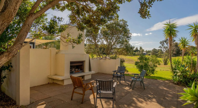 Golfers and Beach Lovers Dream - Matarangi Holiday House