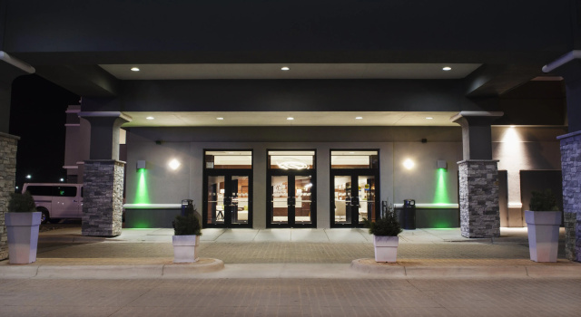 Holiday Inn Fargo by IHG