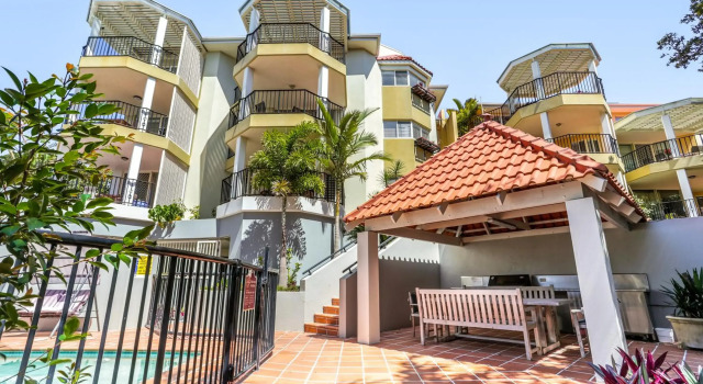 Seaside apartment minutes from Sunshine Beach, Prenota Appartamento Hotel a Queensland con parcheggio, Parcheggio
